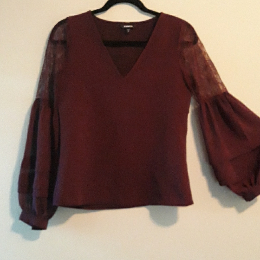 Express maroon  Crepe V Neck Lace Sleeve Top xs
